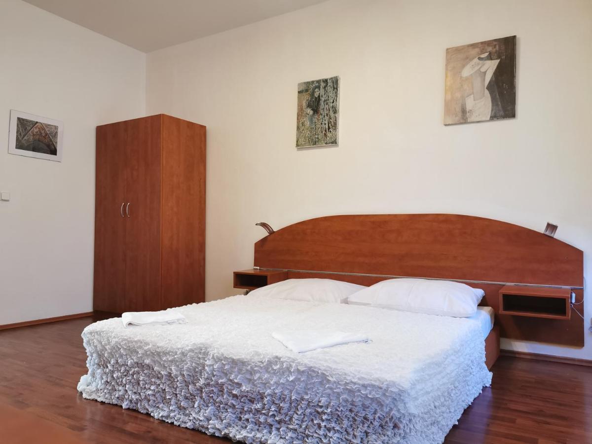 Apartment Amandment 프라하 외부 사진