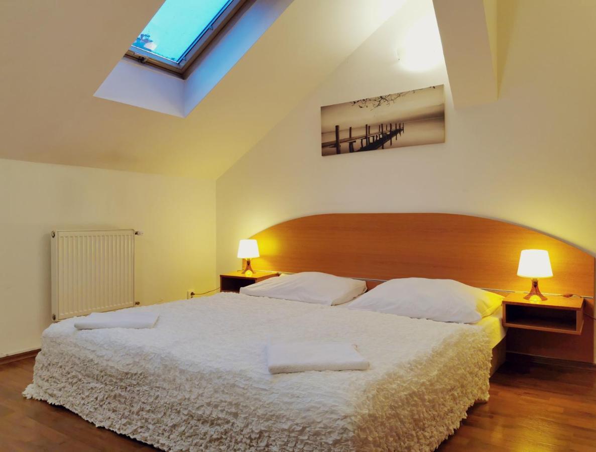 Apartment Amandment 프라하 외부 사진